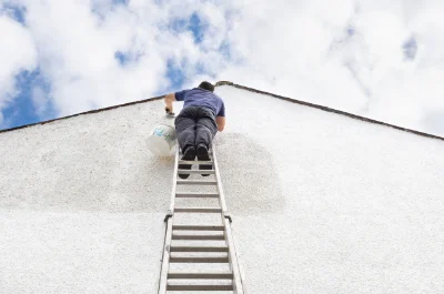 Peinture extérieure à Turqueville — façades et ravalement